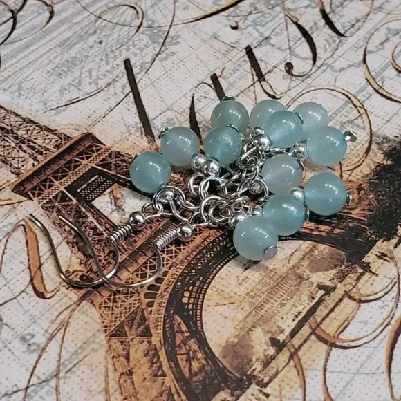 Malaysia Jade Green Gemstone Bead Dangle Silver Platinum Plated Earrings - Picture 4 of 10